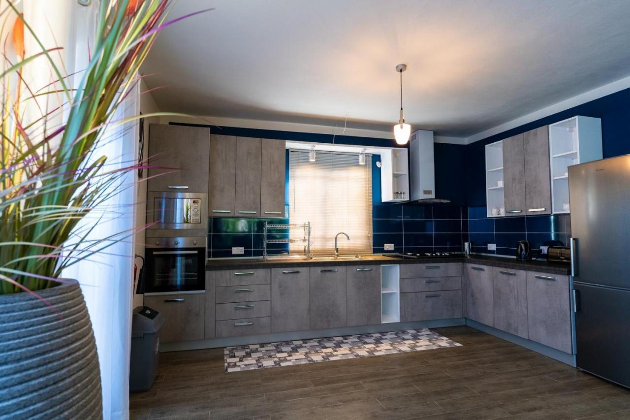 Preety Blue Residence Villas Grand-Baie Eksteriør bilde